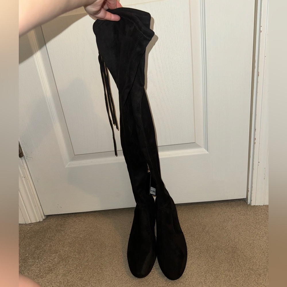 ❤️2 for 10❤️ Forever21 black faux suede knee high boots nwt - Picture 4 of 8